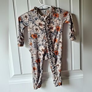 🍁🍂 Like New Rockin Royalty Newborn Ruffled Footie Bamboo Sleeper/Outfit